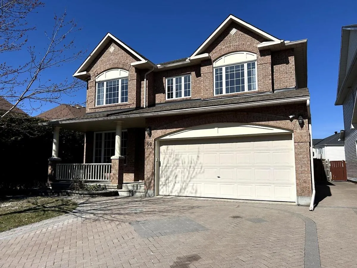 Spacious 4Br Near Kanata Tech Park Ottawa Canada