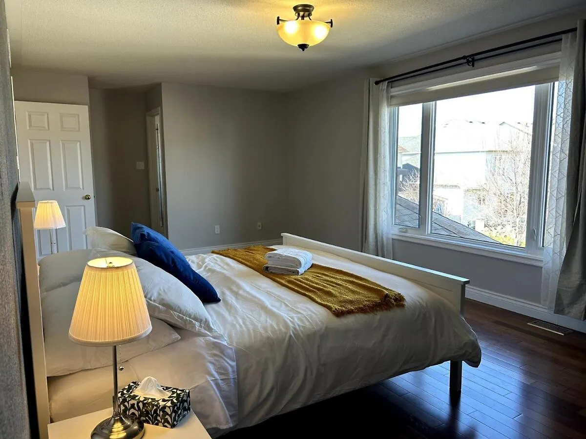 Spacious 4Br Near Kanata Tech Park Ottawa Holiday home