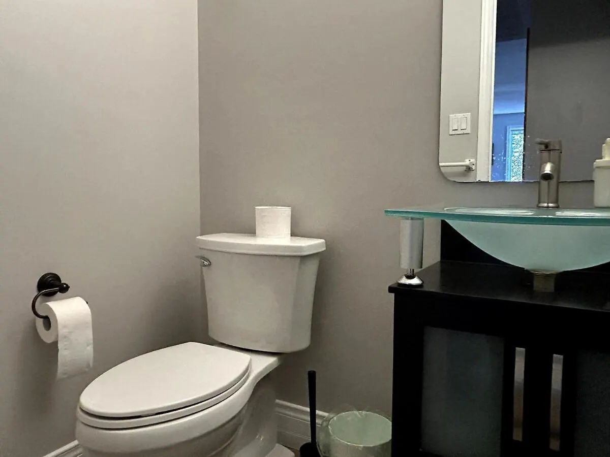 Holiday home Spacious 4Br Near Kanata Tech Park Ottawa Canada