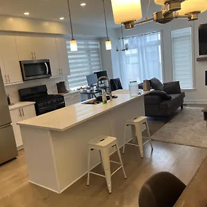 Homestay Airport, Ottawa